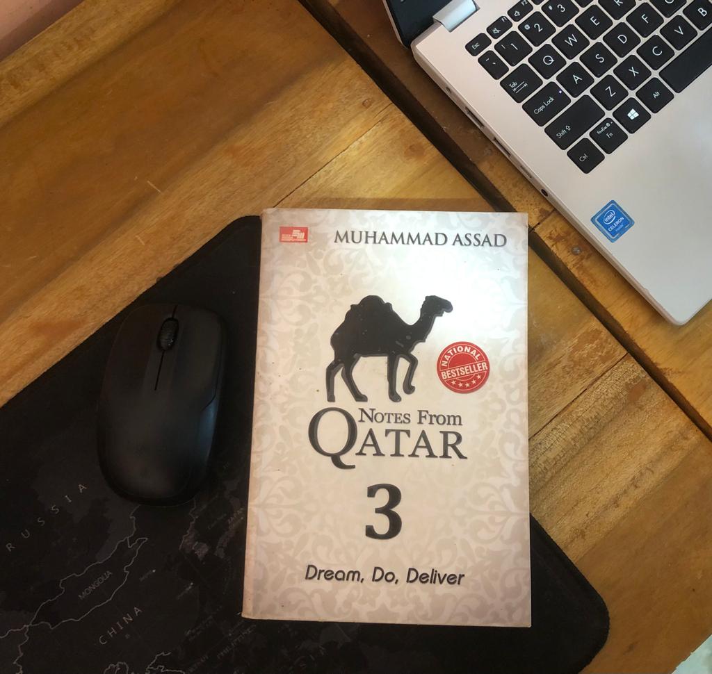 Review Buku Notes From Qatar 3